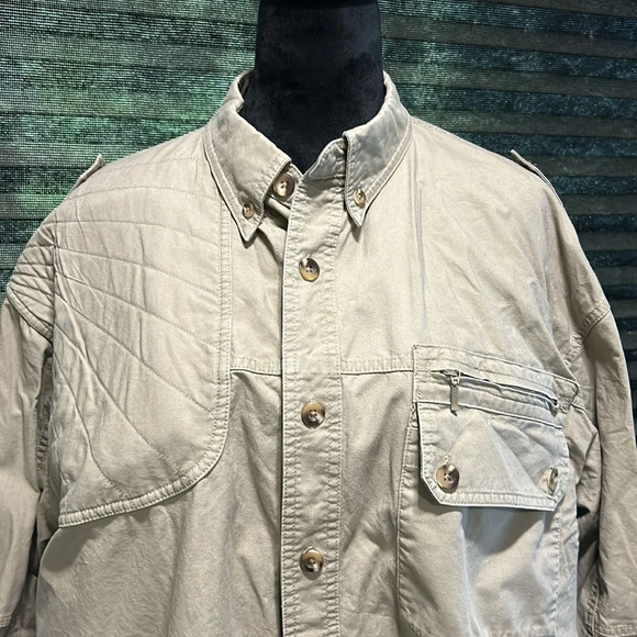 Cabelas Outdoor Gear Men’s Khaki Button Front Right Hand Shooting Shirt Sz XL - Picture 3 of 12